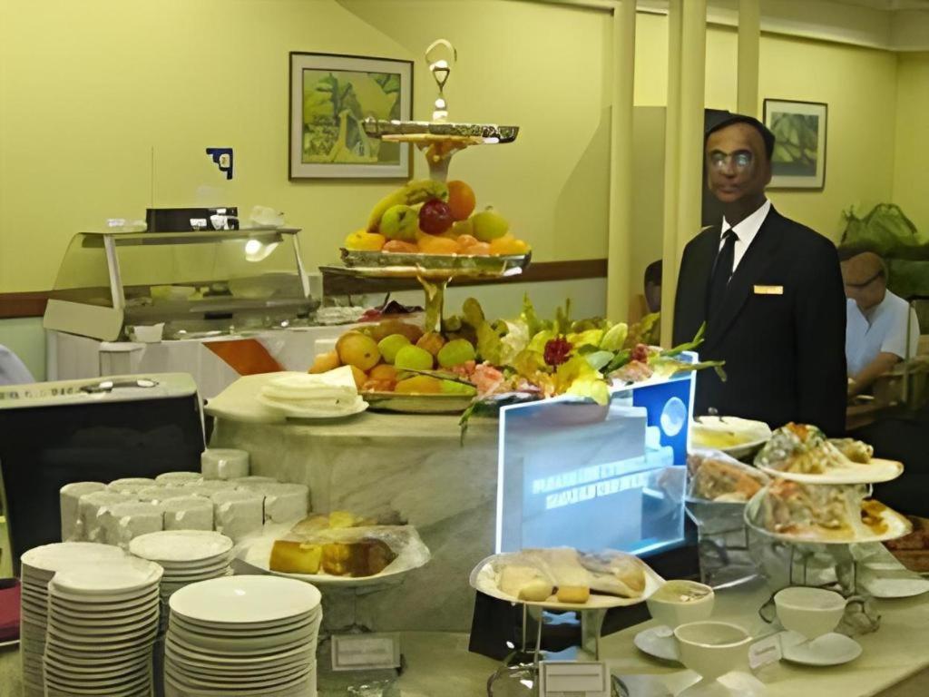 Hotel Ruposhi Bangla Dhaka Eksteriør bilde